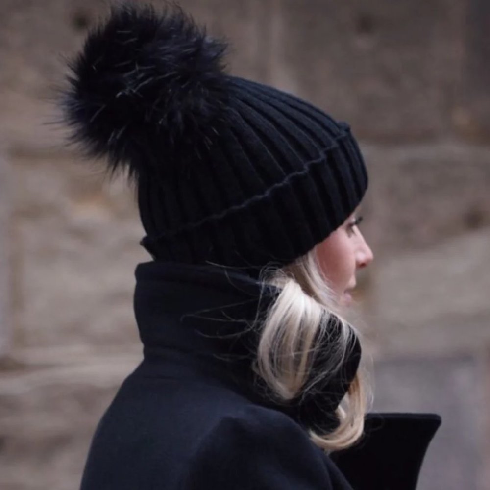 BLACK FUR POM BEANIE HAT - Picture 6 of 10